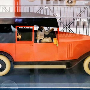 No25-Tintin collectibles Diecast car's with fascicule and caractères. Le Taxi Rouge image 3