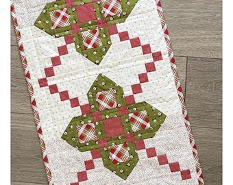 Woven Stars Table Runner Pattern from Branch & Blume