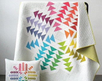 Crystal Cluster Quilt Pattern by Elizabeth Hartman