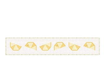 Sunshine N Lemons Runner Pattern by Amanda Castor