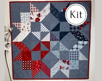 Charm Quilt Mini Quilt/Table Topper Kit