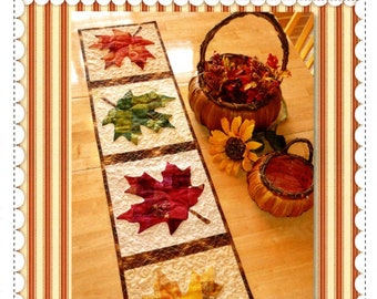 Patchwork Maple Leaf Table Runner Pattern