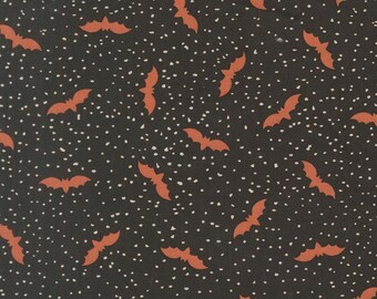 Moda Purrs and Boos Bats Black Cat (39063 16) 1/2-YD increments