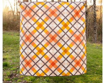 The Linda Quilt Pattern by Kitchen Table Quilting