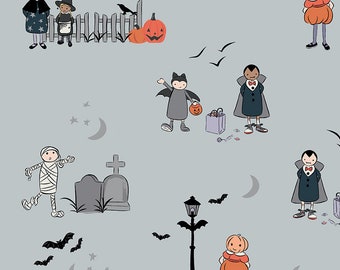 Riley Blake Designs Spooky Hollow Main Gray Sparkle (SC10570-GRAY) 1/2 Yard Increments