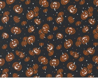 Moda Spellbound Bootiful Grins Cauldron (43144 12) 1/2 Yard Increments