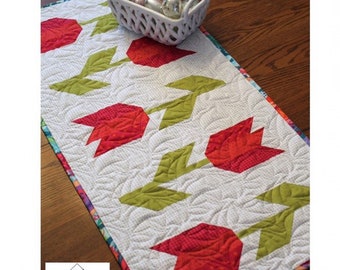 Tulip Time Table Runner Pattern by Creekside Stitches *Spring Table Runner*Spring Table Topper*Spring Tulip Pattern*Spring Topper*Spring*