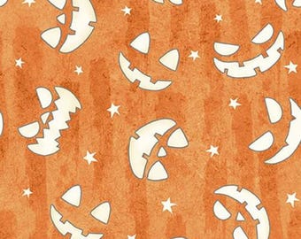 Henry Glass & Co. Ghosts in the Graveyard Jack-O-Lantern Faces Glow (2027G-33 Orange) 1/2-YD Increments*Halloween Fabric*Jack-O-Lantern*