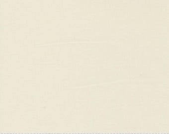 Moda Bella Solids Egg Shell*9900 281*1/2 Yard Increments* Bella Solid Egg Shell*Off White Solid*Egg Shell Solid*Off White Bella Solid*Cream