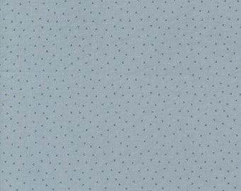 Moda Snowman Gatherings IV Snow Dust Frozen (49257 12) 1/2-YD Increments*Snowman Gatherings*Winter Blue Fabric*Background Fabric*Blender*