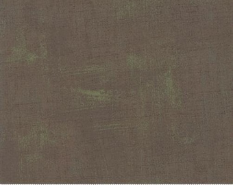 Moda Grunge Basic Milk Chocolate (30150 75) 1/2 Yard Increments