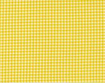 Moda Seashore Drive Picnic Check Citrine (37626 11) 1/2-YD Increments