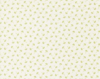 Moda Summer's End Dandelion Wisps Clover by Fig Tree & Co. (35438 29) 1/2-YD Increments
