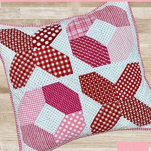 XOXO Pillow Pattern by The Tipsy Needle*FQ Pillow*Pillow Pattern*Quilted Pillow Pattern*Scrappy Pillow Pattern*Pieced Pillow Pattern