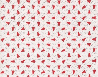 MODA Berry And Pine Little Trees Snow (5245 11) 1/2-YD Increments