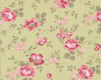 Moda A Very Sweet Christmas Christmas Rose Leaf (3060 17) 1/2-YD Increments