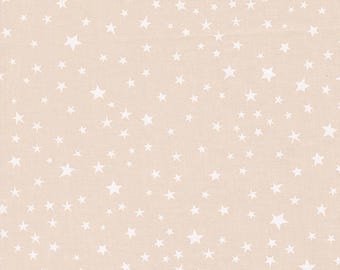 Moda Purrs and Boos Stars White (39066 21) 1/2-YD increments