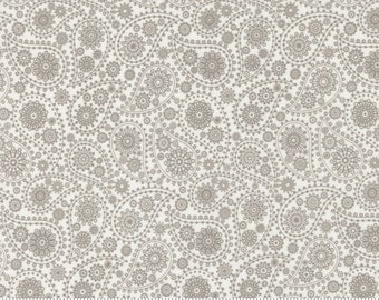 MODA Late October Concrete Paisley (55590 25) 1/2-YD Increments