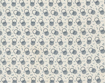 Moda Snowman Gatherings IV Snowball Snow (49253 11) 1/2-YD Increments*Snowman Gatherings*Winter Blue Fabric*Snowball Fabric*Shadow Dots*Dot*