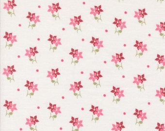 Moda A Very Sweet Christmas Poinsettias Snow (3063 11) 1/2-YD Increments
