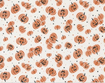 Moda Spellbound Bootiful Grins Ghost (43144 11) 1/2 Yard Increments