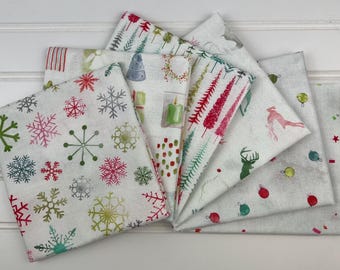Henry Glass Christmas in Color Fat Quarter Bundle (CC 2445) Precuts