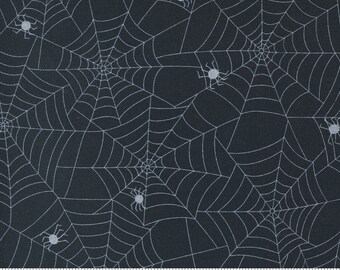 Moda Too Cute to Spook Black Cat Spidey Webs (22421 11) 1/2-Yard Increments