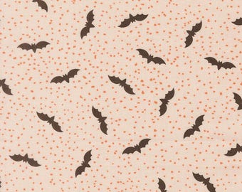 Moda Purrs and Boos Bats Moonbeam (39063 11) 1/2-YD increments