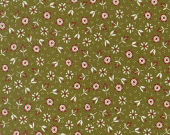 Moda Chilly Christmas Flowers Pine (55712 23) 1/2-YD Increments