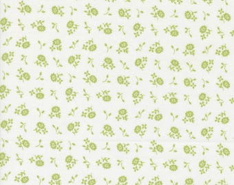 Moda Cali Co Cameo Ditsy Cloud Pistachio (29195 17) 1/2-YD Increments*Corey Yoder*Cali Co Fabric*Novelty*Cali Co Floral*Small Floral*