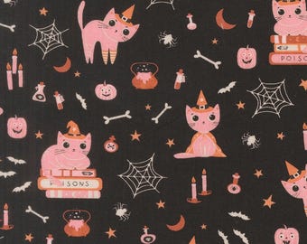 Moda Purrs and Boos Cats Black Cat (39060 16) 1/2-YD increments