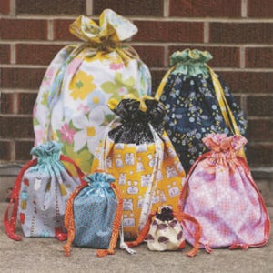 Lined Drawstring Bag Pattern by Jeni Baker*Drawstring Bags*Bag Pattern*Quilted Bag Pattern*Small Bag Pattern*Laundry Bag Pattern*Travel Bag*