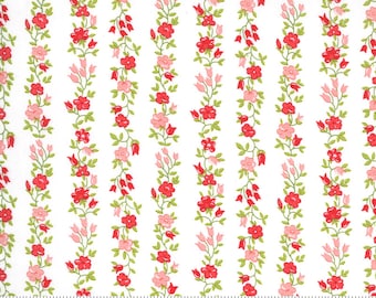 Moda Sunday Stroll Freshly Cut White Red (55224 11) 1/2 Yard Increments