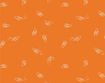 AGF Ghostly & Haunted Ghostly Dance (GHH13133) 1/2-YD Increments