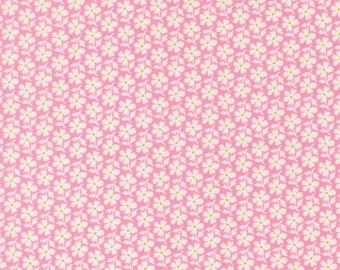 Moda Summer's End Daisies Lilac by Fig Tree & Co. (35434 12) 1/2-YD Increments