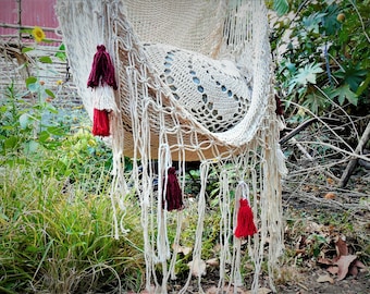 Red wine, beige and red tassels hammock chair macrame handmande. Hanging chair for room, studio, living room or patio. Express shipping.