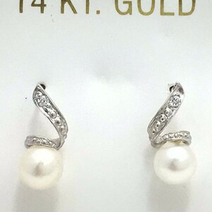 White Pearls 5 mm & White Sapphires 14k White Gold Earrings Screw Backs