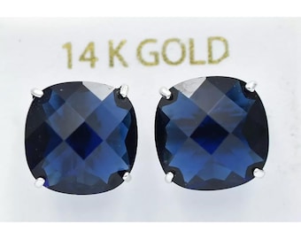 Dambord blauwe saffier 12,40 cts oorknopjes 14k witgoud