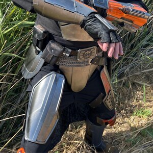 Mandalorian Star Wars Cosplay Kwikdraw Thigh Armor immagine 2