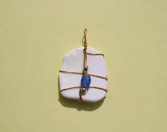 shell and bead pendant