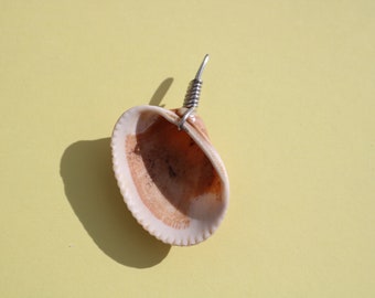 shell pendant