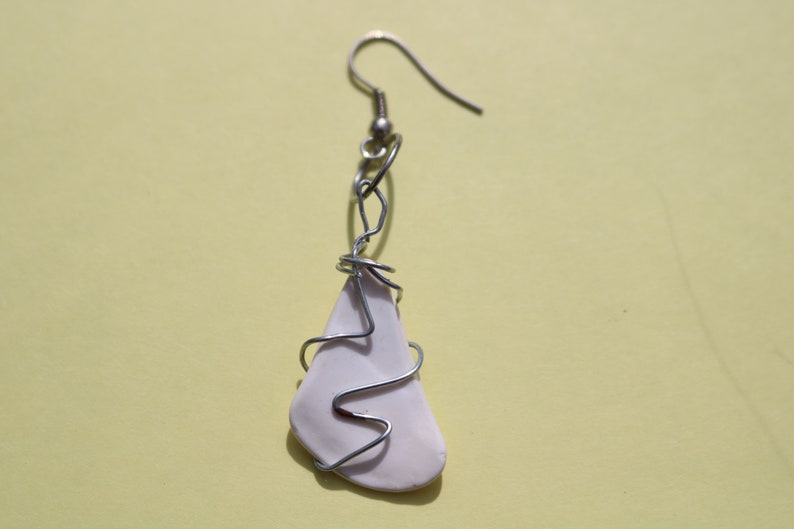 shell wire ear rings image 4