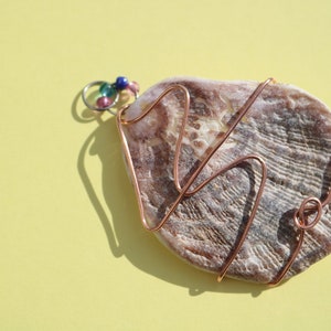 shell wire pendant image 3