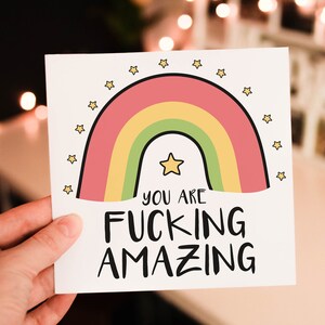 Grappige bedankkaart met regenboog - individueel bedankbriefje, vol vreugde en liefdevol vormgegeven, met een inspirerend gezegde