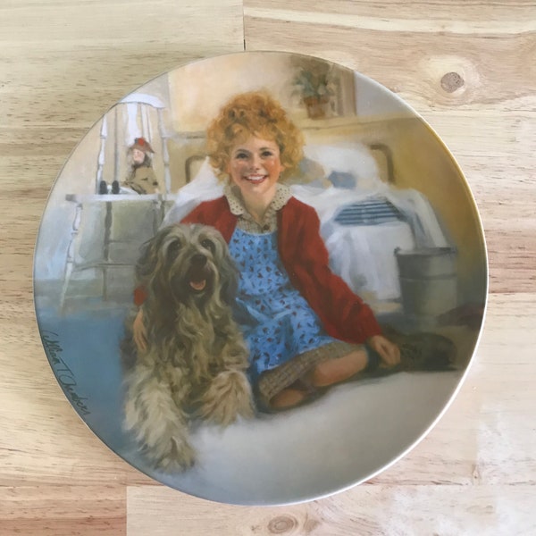 Knowles 'Annie and Sandy' Collector Plate 1982