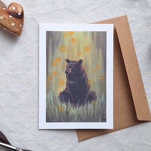 Black Bear & Fireflies Grußkarte - 2-in-1 A6 Karte Kunstdruck von einem handgemalten Acryl Kunstwerk von Claire Williams Kunst
