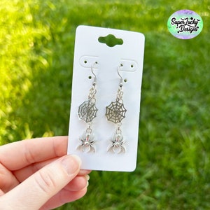 Spider web Halloween dangle earrings - Halloween earrings - spider dangle earrings - spooky earrings