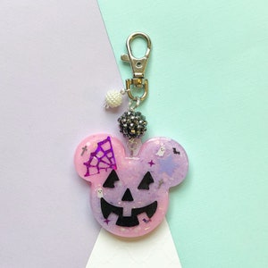 Mouse jack o lantern keychain- pink and purple
