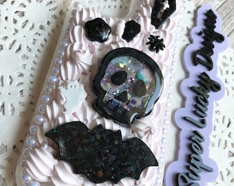 Coque décodée de style pastel goth d’Halloween pour iPhone 12 Pro Max - coque de téléphone décodée - coque de téléphone skull shaker