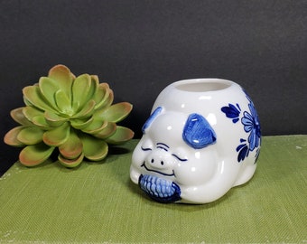 Vintage Pig Figurine Toothpick Holder Delft Blue 1984 Ceramic White Blue Floral Pig Piggy Piglet Flower Pig Anthropomorphic